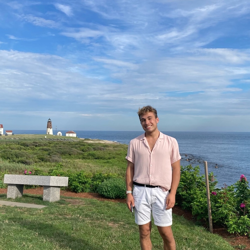 Meet your Posher, Alex
